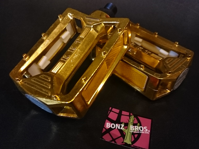 KKT-KYOKUTO-AMX-PEDALS-GOLD