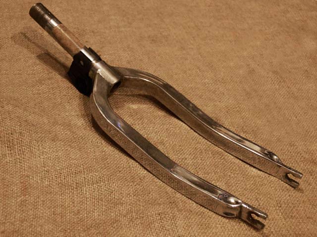 two wheeler's-square-fork